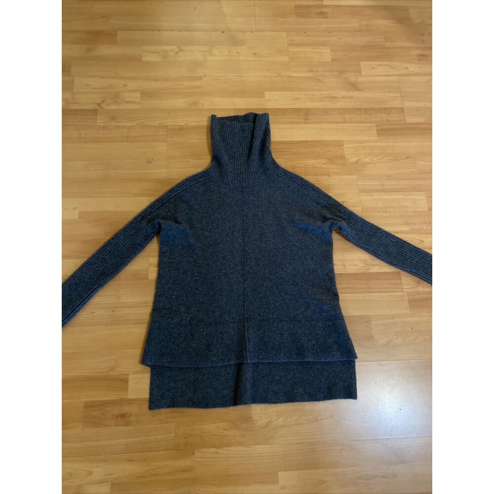 Saks Fifth Avenue Gray Hi-Low 100% Cashmere Turtleneck Sweater‎ Size XS - Picture 7 of 12